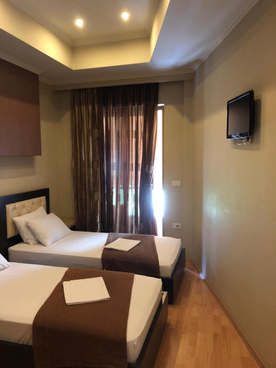 Hotel Shehu Gjirokastër 외부 사진