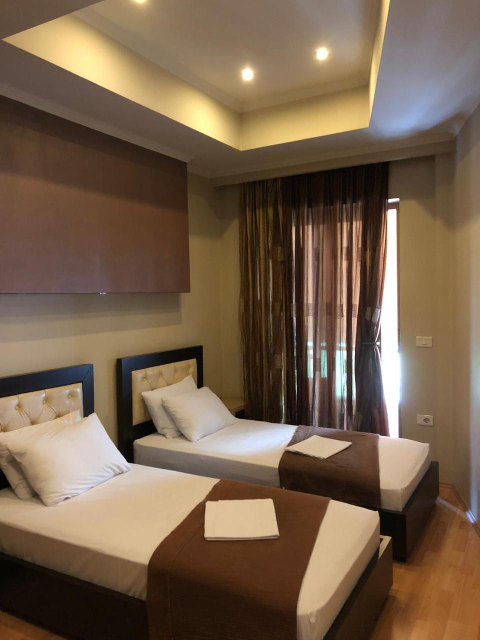 Hotel Shehu Gjirokastër 외부 사진